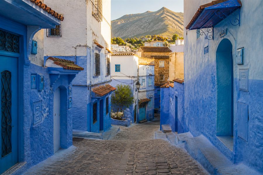Niebieskie uliczki Chefchaouen w Maroku